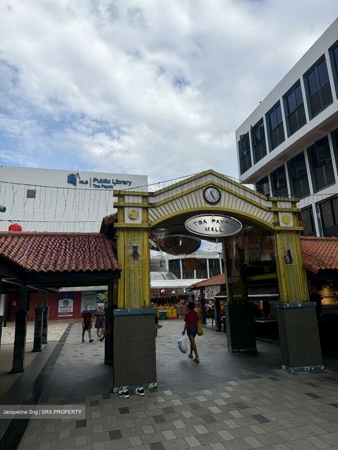 Toa Payoh Central (D12), Shop House #525484611